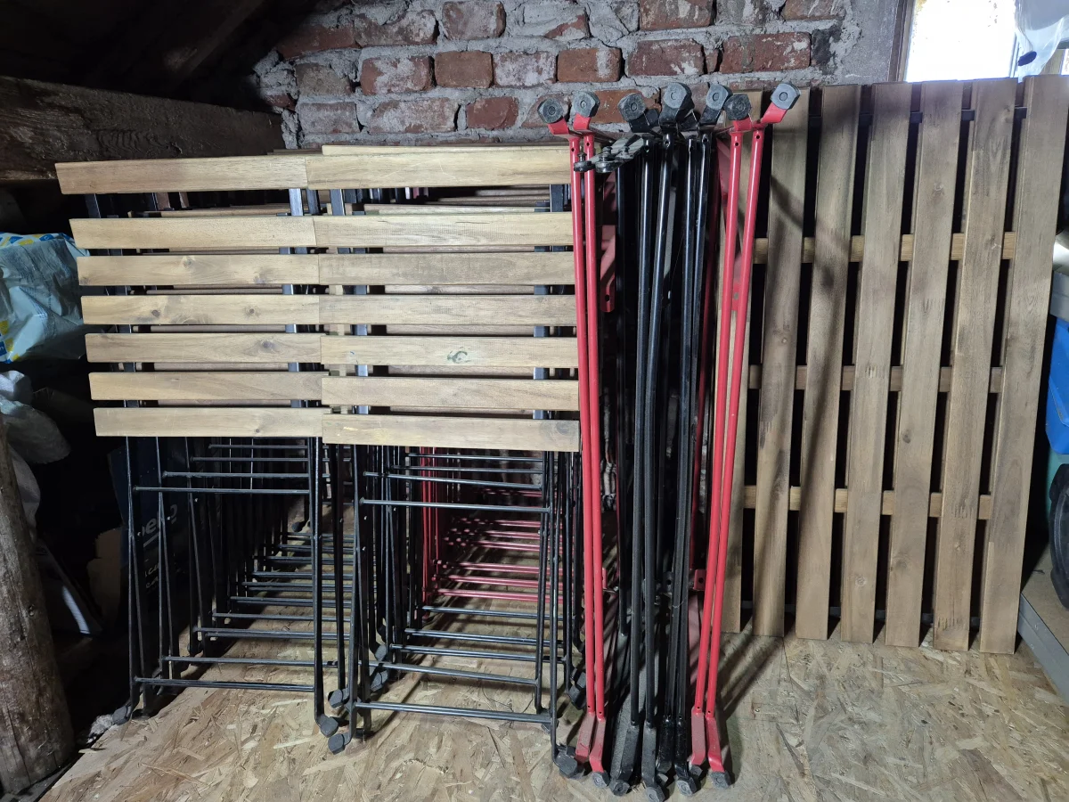 Seturi de mese și scaune pliabile