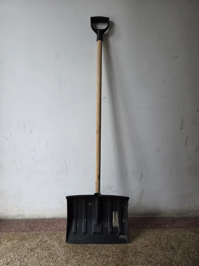 Lopată Zăpadă