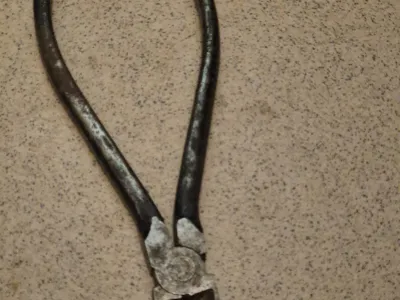 Clește / Pliers pentru tăiat sârme