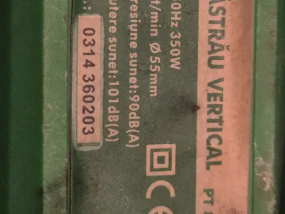 Fierăstrău pendular electric