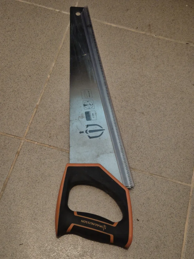 Fierăstrău de mână 450 mm