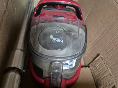 Aspirator fără sac BEKO 750W