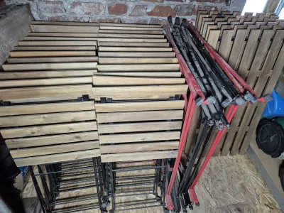 Seturi de mese și scaune pliabile